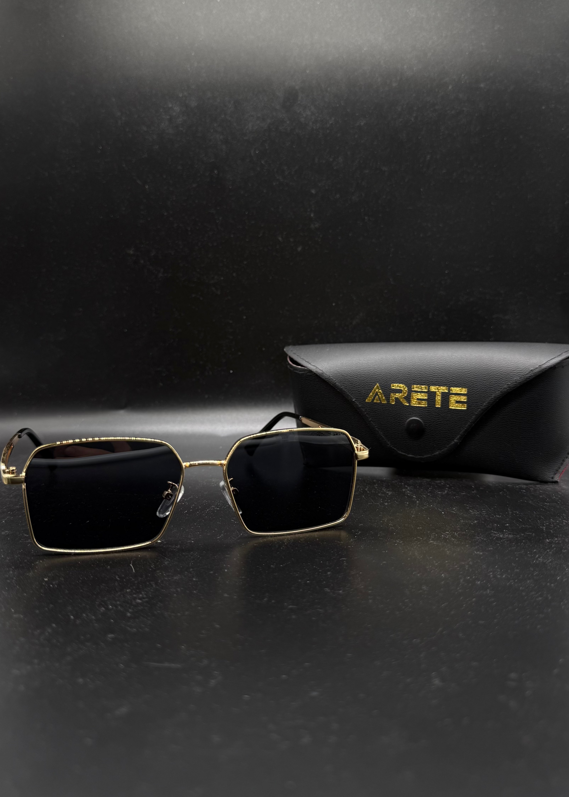 ARETE REIGN SUNGLASSES BLACK / GOLD