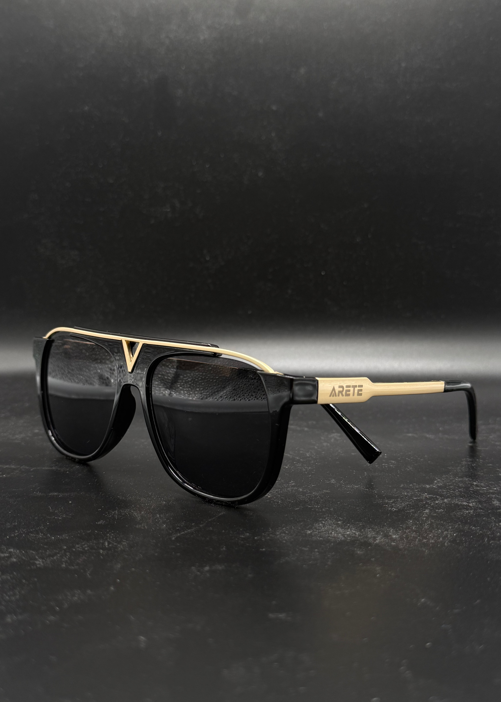 ARETE ACE SUNGLASSES BLACK / GOLD