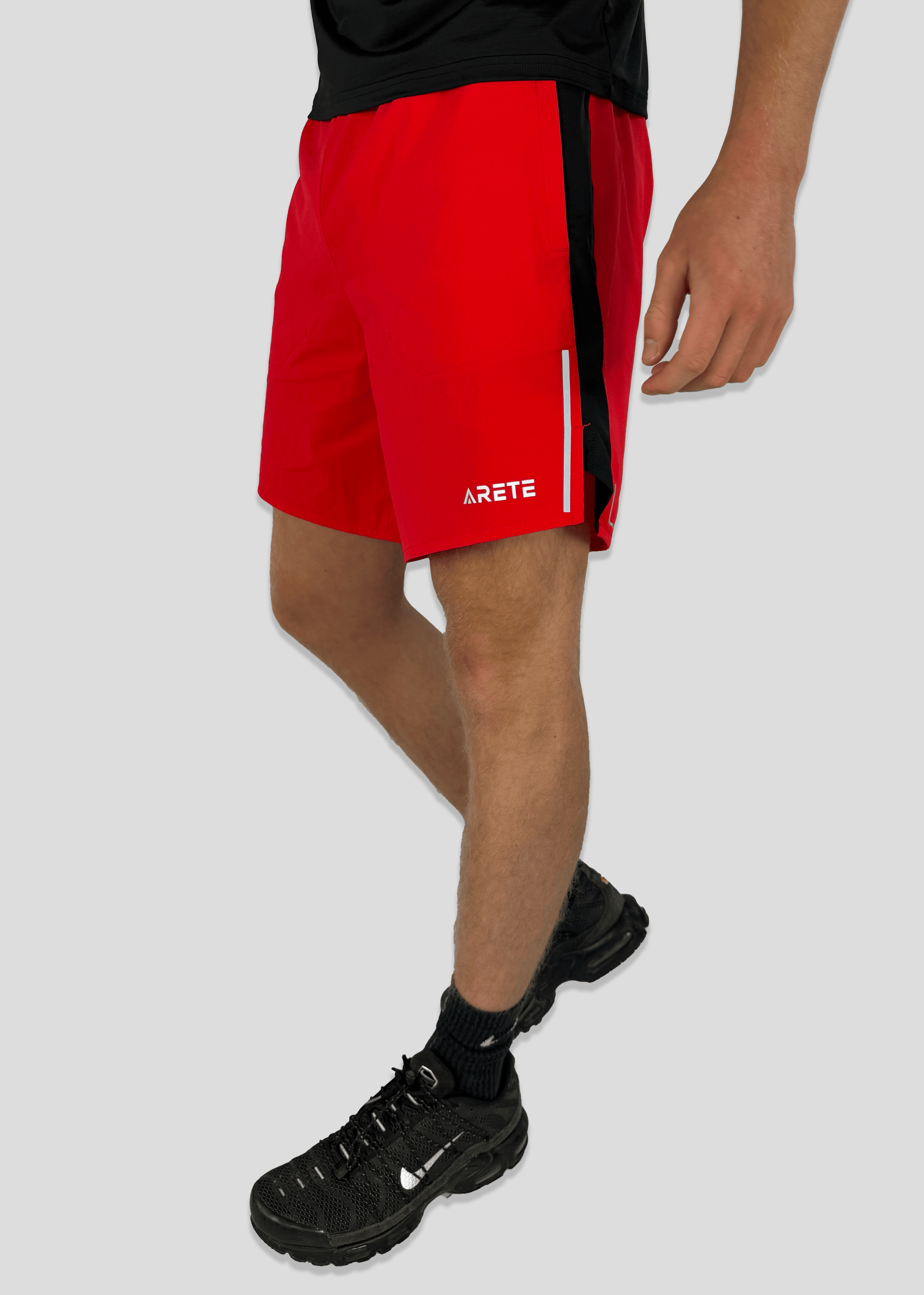 Arete Swift 3.0 Shorts - Red